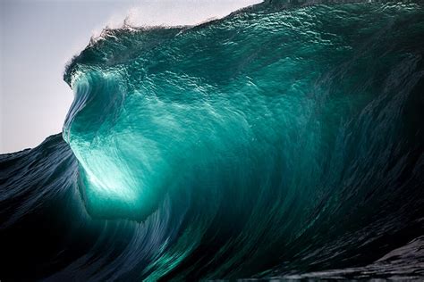 New Majestic Photos Of Massive Waves By Warren Keelan Freeyork