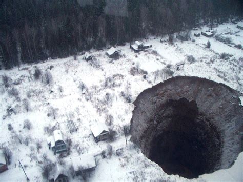 The Gates Of Hell Just Opened In Russia With This Massive Sinkhole Gizmodo Australia