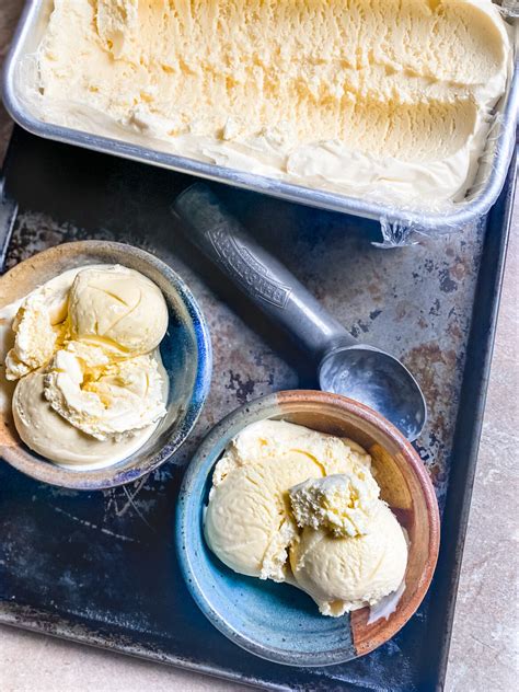 Extra Creamy Vanilla Ice Cream - Feeding The Frasers