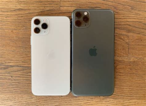 Captivating triple cameras, the longest iphone battery life ever and an even brighter display make the iphone 11 pro max the ultimate power user's. iPhone 11 Pro vs iPhone 11 Pro Max: Specs, Size, Features ...