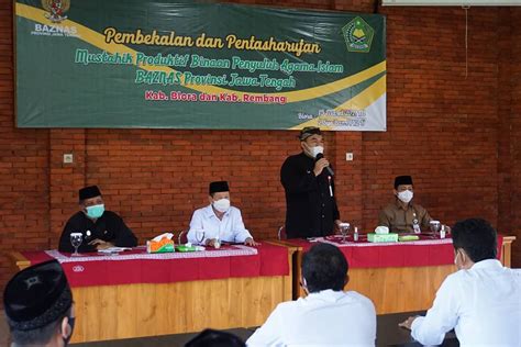 Tutorial hijab dan makeup bersama wardah cosmetic. MAKSIMALKAN PERAN BAZNAS UNTUK PENANGGULANGAN KEMISKINAN DI BLORA