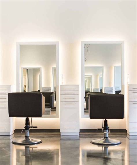 Bali Tall Styling Station In 2020 Salon Interior Design Hair Salon