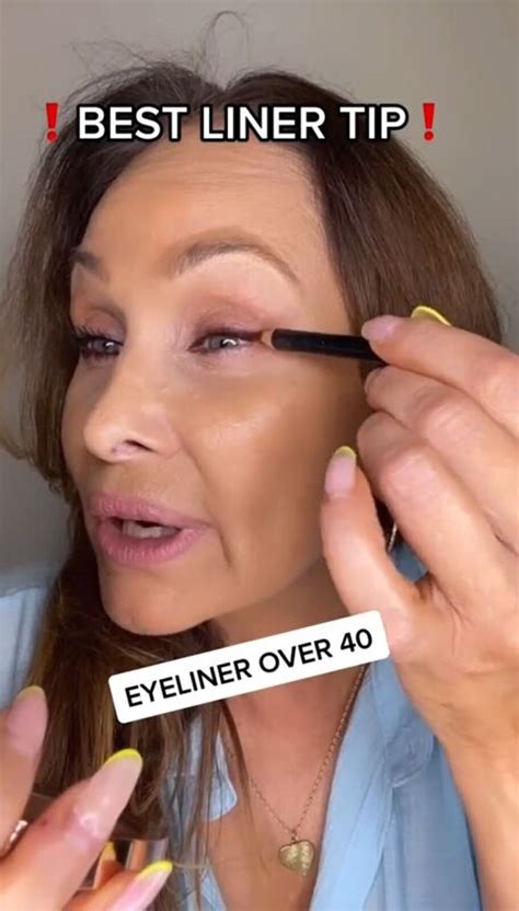 How To Apply Eyeliner For My Women Over 40 Upstyle