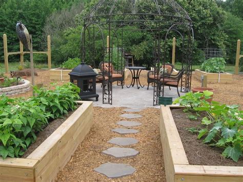 The best vegetable garden layout depends on your site, sun availability and sense of aesthetics. above ground garden box - Google Search | Garden ideas ...