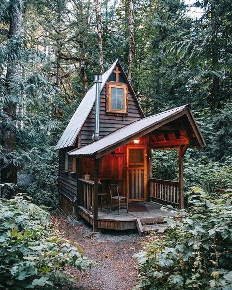 Cabins Daily — Cabin Of The Day Tiny House Cabin Cabins In The Woods