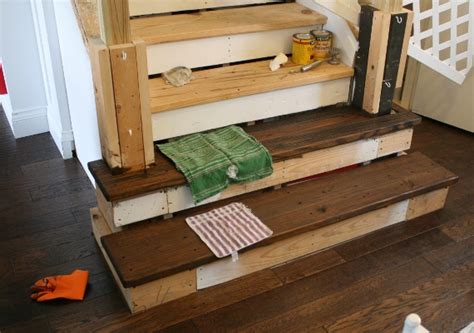 Walnut pine stain has been people's favorite choice for a long time due to the luxuriant dark tone it produces. Remodelaholic | Walnut Stain... at last! Stair Update!