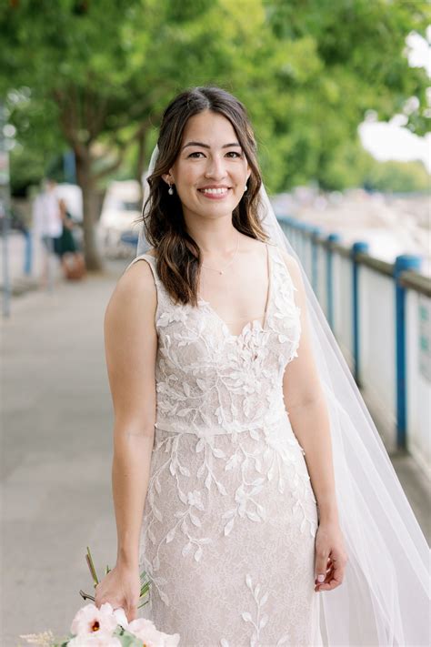 Melissa Sweet 3d Leaves Applique Lace V Neck Wedding Dress Wedding Dress Save 64 Stillwhite