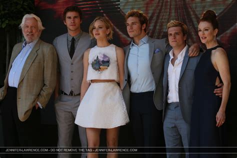May 17 The Hunger Games Mockingjay Part 1 Photocall In Cannes