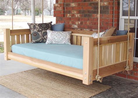 Diy Outdoor Hanging And Swing Beds For Your Porch And Garden Diy Porch