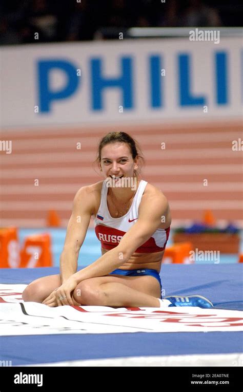 Russian Track And Field Athlets Yelena Isinbayeva Pole Vault Women