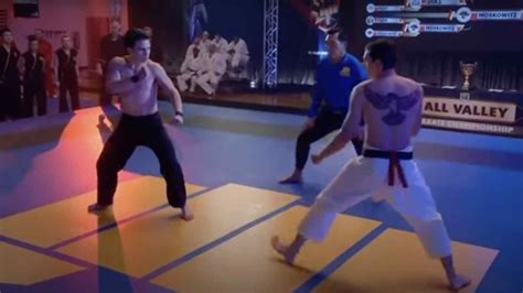 the fight between robby and the hawk on cobra kai [video] thehiu