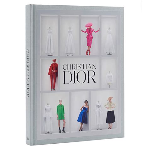 Vanda · Christian Dior Designer Of Dreams