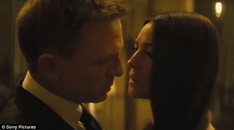 Naomie Harris Daniel Craig And Monica Bellucci Share A Steamy Moment In Action Packed First