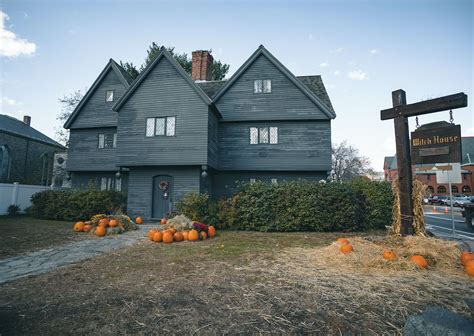 How To Celebrate A Salem Massachusetts Halloween