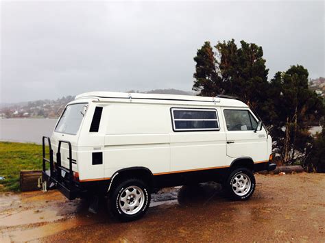 It is based on the volkswagen t5 transporter, toyota hiace or granvia & regius and can be fitted to other swb or lwb vans. BUSTA, our VW T3 Syncro Campervan Volkswagen Vanagon T25 ...