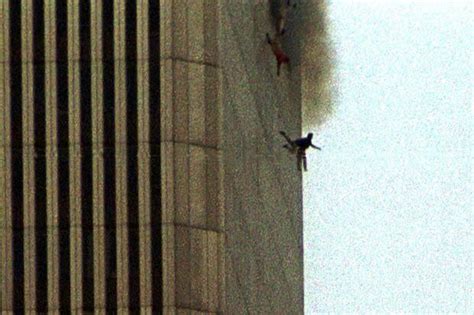 The Jumpers Fenomena Tragis Saat Tragedi 911 Di Menara Gedung World
