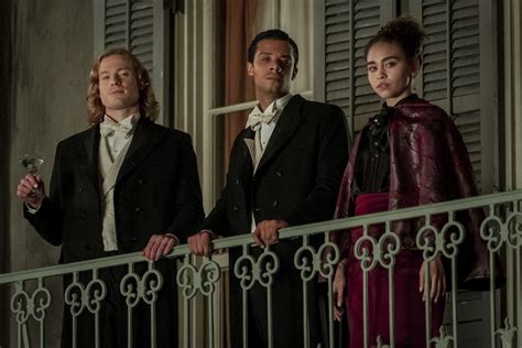 Interview With The Vampire Finale Louis Kills Lestat Armand Revealed