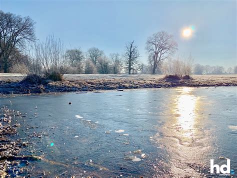 Park babelsberg) is a 114 hectare park in the northeast of the city of potsdam, bordering on the tiefen see lake on the river havel. Der Park Babelsberg im winterlichen Kleid - HD-Panorama