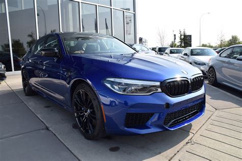 The new 2019 bmw m5 competition sedan succeeds in blending performance, a superbly exclusive aura and an unruffled ease in everyday use. Calgary BMW | 2019 BMW M5 M5 Competition | #N23390 Showroom