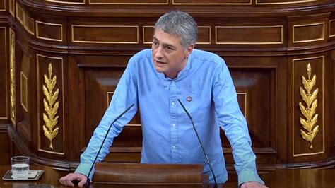 Un Diputado De Bildu Se Acuerda Del Pa S Llion S En El Congreso