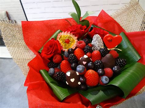 Bouquet De Fruits Bouquet De Fruits And Fraises Chocolat