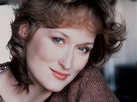 Meryl Streep Hairstyles Best For Older Women With Fine Hair
