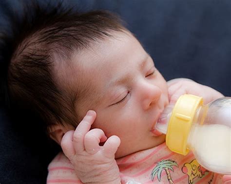 Her fingers were long and thin. Kids Giving the Finger (50 pics)