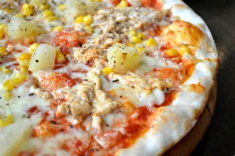 Healthy Chicken Pineapple And Sweetcorn Pizza Parent Club