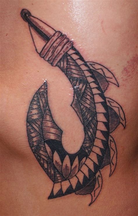 20 Jaw Dropping Hawaiian Tattoo Designs Feed Inspiration