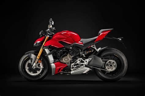 Купить ducati streetfighter в россии. 2020 Ducati Streetfighter V4S Guide • Total Motorcycle