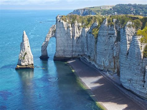 32 Places Everyone Should Visit In France Business Insider
