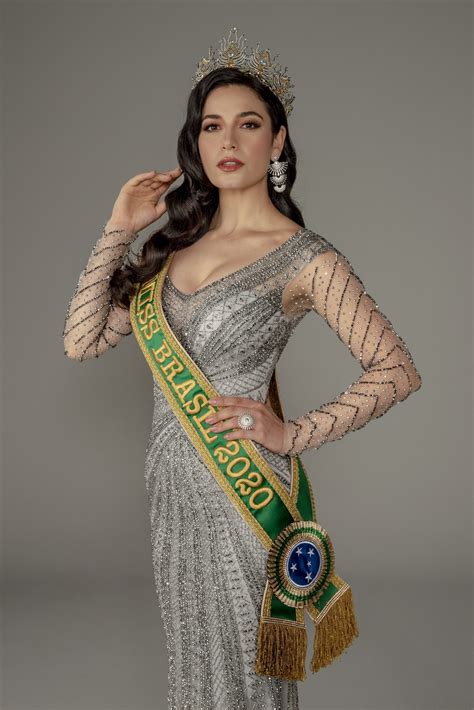 República federativa do brasil (federative republic of brazil). Depois de concurso virtual, Júlia Gama é a Miss Brasil ...