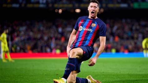 Football Barcelona Bounces Back After Clasico Defeat Lewandowski