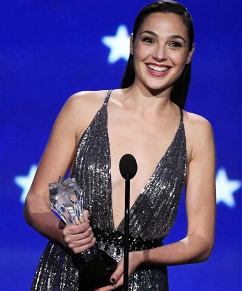 Gal Gadot Delivers A Powerful Speech About Equality The Kit