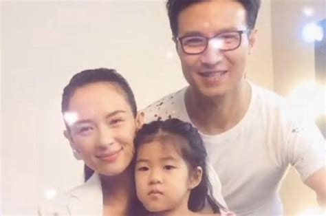 Zhang Ziyi Warms Her Mother Coaxes Her Son At Home Zhao Wei And Zhou