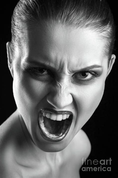 Image Result For Angry Screaming Face Expressions Photography Facial Expressions Drawing