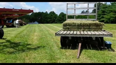 Baling Hay With Accumulator And Grapple Small Bale Youtube