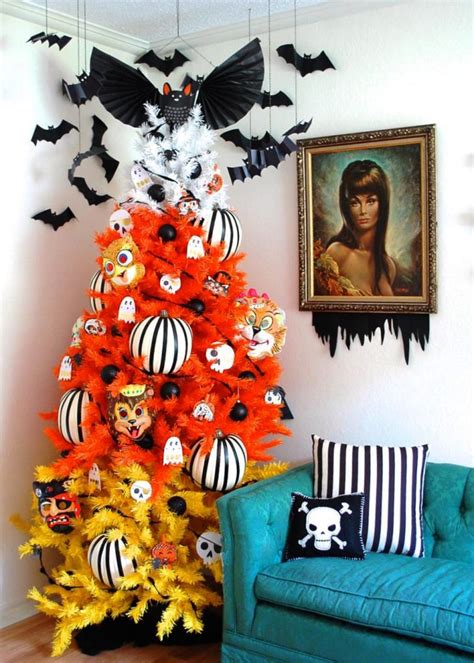 25 Amazing Halloween Tree Decorations Ideas Decoration Love