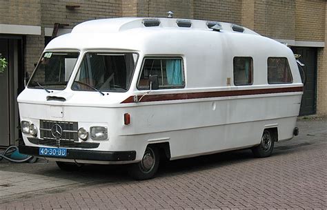 Mercedes camper mercedes benz vans mercedes van customised vans custom vans vintage surf vintage vans mb vans automobile companies. 40-30-BB MERCEDES BENZ L207 / ORION II Camper, 1974, Amsterdam | Vintage motorhome, Vintage ...
