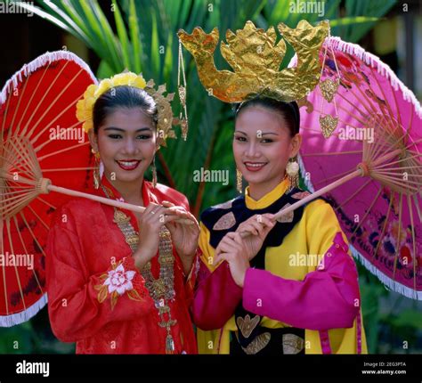 Asiamalaysia Penang Penang Cultural Center Two Pretty Smiling Malaysian Girls Wearing Malay