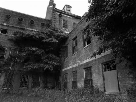 11 Notorious Haunted Insane Asylums From Across The Us Lovetoknow