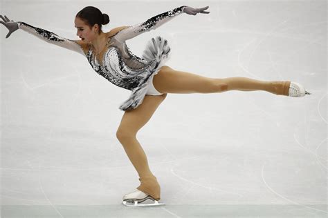 Zagitova Leads Medvedeva At European Figure Skating Champs Ap News