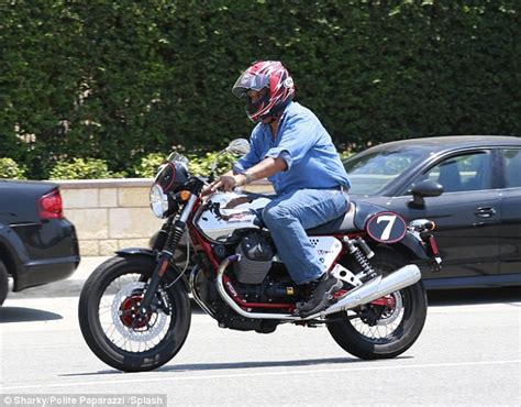 As jay leno points out in this video review of the zero s model, we're not entirely alone. Jay Leno fearlessly hops on a motorcycle just days after ...