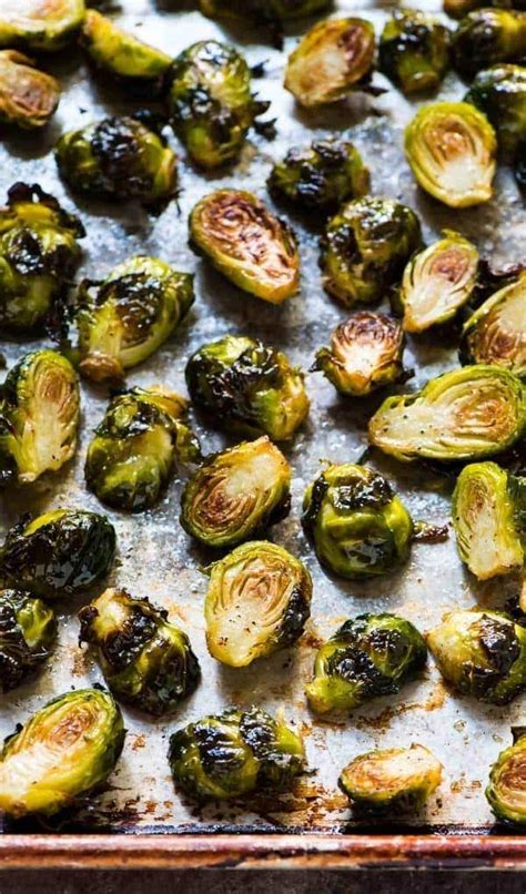 1/2 tsp balsamic vinegar 1 and 1/2 tsp maple syrup in the video, i double the glaze since i am making the recipe twice (once in the oven and once on the stove top). Oven Roasted Brussels Sprouts | Crispy - Perfect!