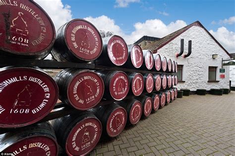 Inside Irelands Whiskey Distilleries Just In Time For St Patricks Day