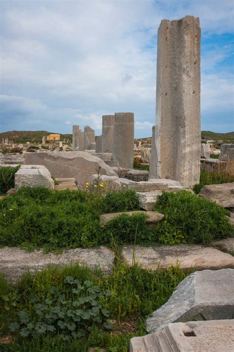 Ancient Greek Ruins At The Archaeological Island Of Delos Stock Image