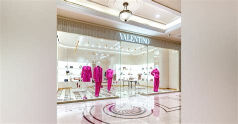 Valentino Store Is Now In India At Dlf Emporio Lbb Delhi
