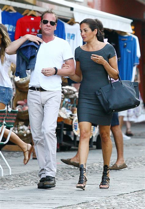 Kieffer moore doesn't have a girlfriend right now. Kiefer Sutherland's Wives and Girlfriend