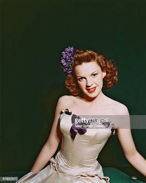 Actress Judy Garland Photos And Premium High Res Pictures Getty Images