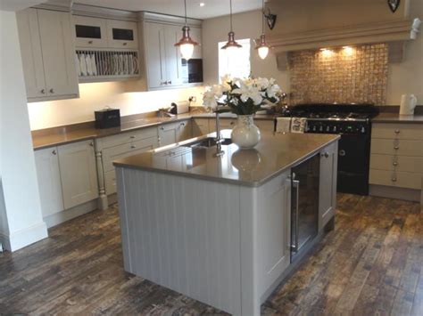 Actually you can lay out your kitchen in more formations than that; Finished kitchen | Modern kitchen layout, Kitchen layout ...